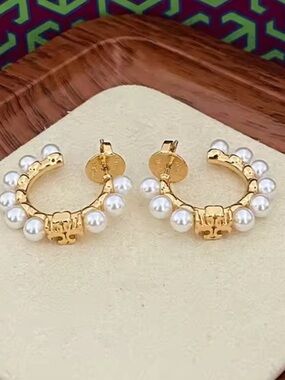 TORY BURCH KIRA GOLD + PEARL EMBELLISHED HUGGIE HOOP EARRINGS